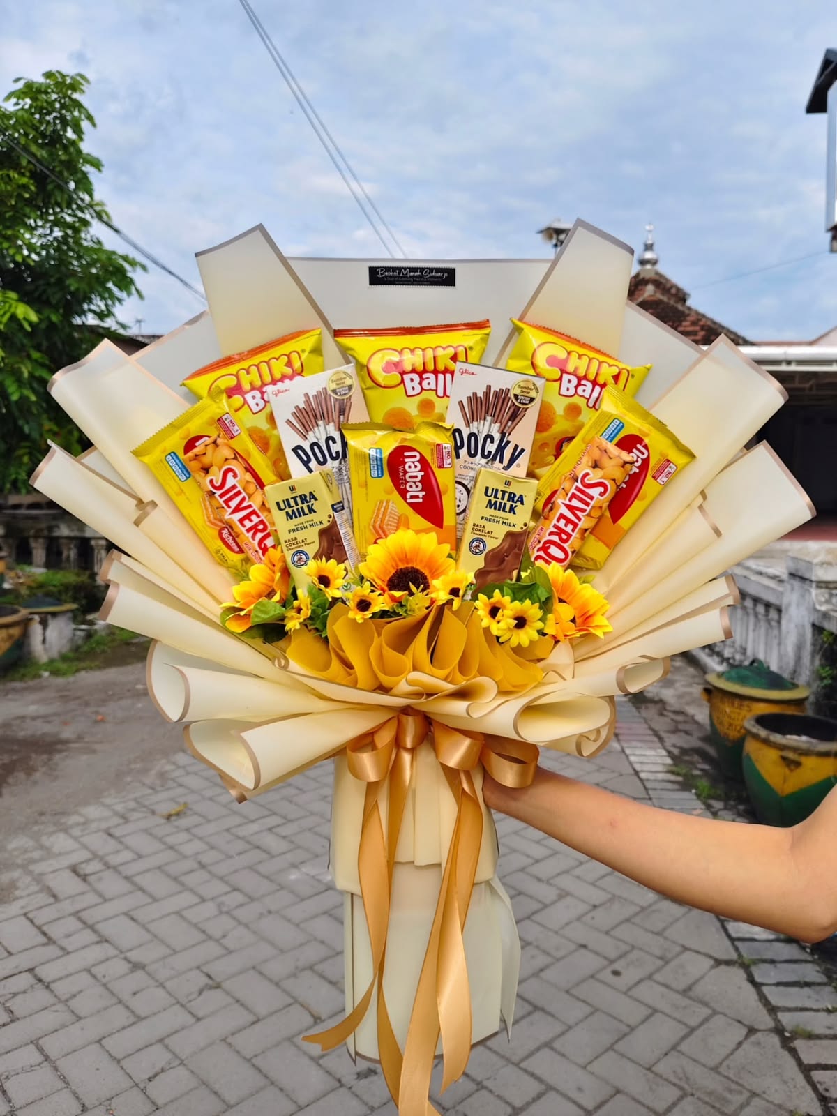 Golden Premium Box